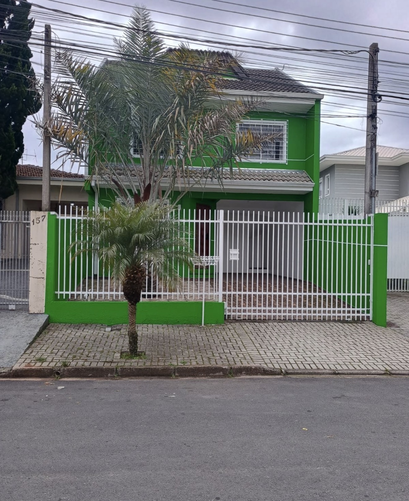 OPORTUNIDADE ALUGA-SE SOBRADO